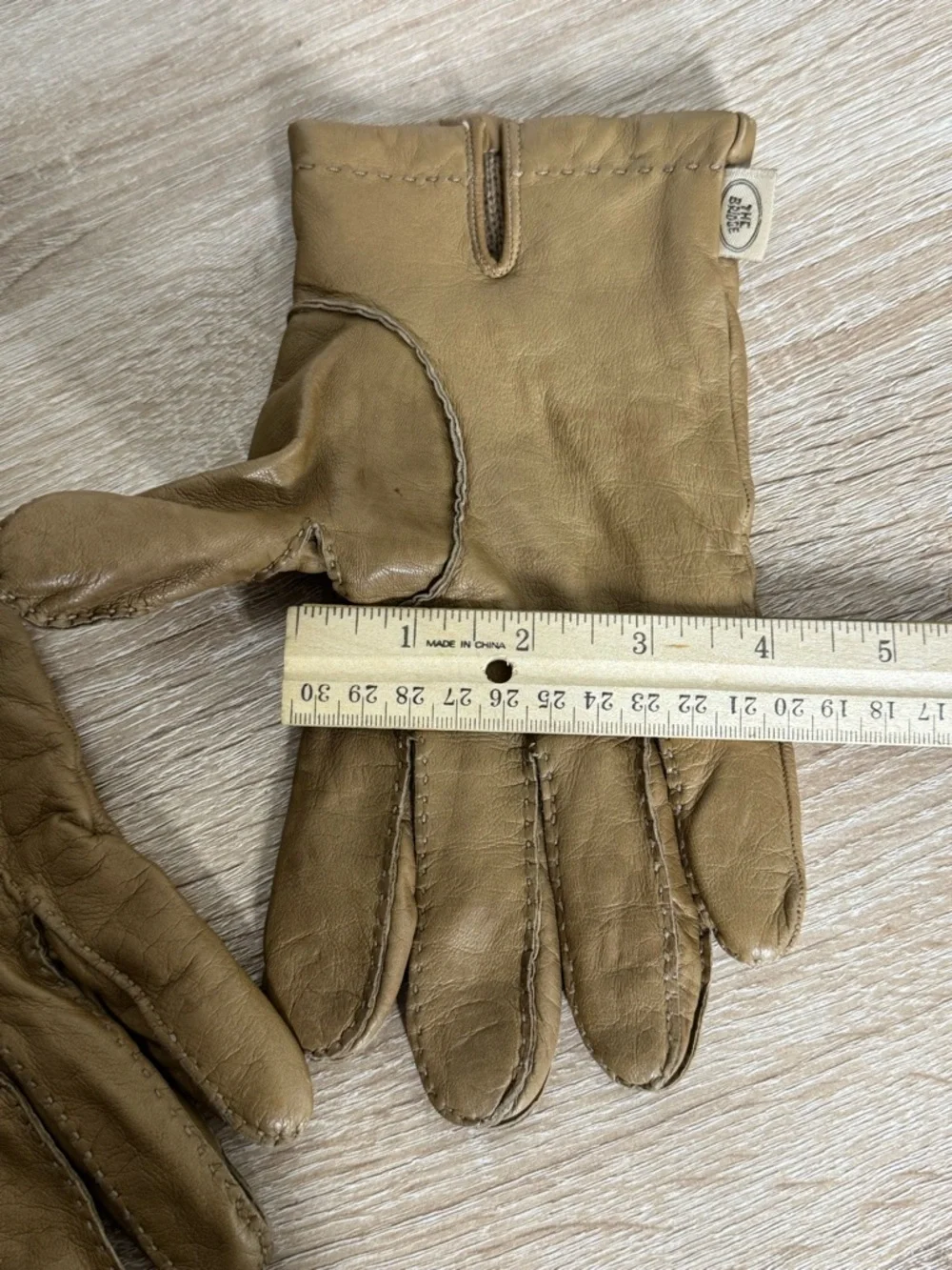 The Bridge Women Size 8.5 Beige Leather Wool Lined Gloves